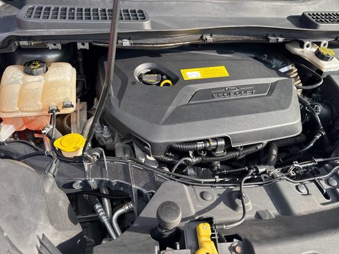 Used 2015 Ford Escape Titanium image 12