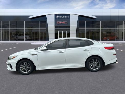 Used 2019 Kia Optima LX image 2