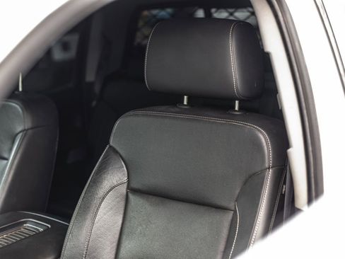 Used 2019 Chevrolet Silverado 3500 LTZ w/ Duramax Plus Package AWD/4WD image 9