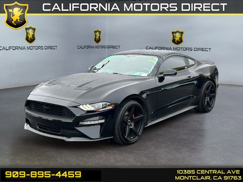 Used 2019 Ford Mustang Coupe w/ Black Accent Package RWD image 1
