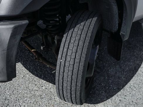 Used 2006 Ford F450 XL RWD image 42