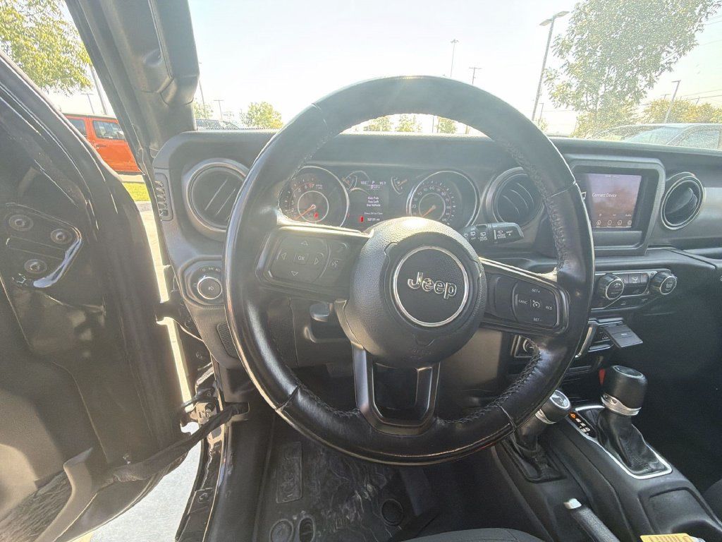 Used 2022 Jeep Wrangler Sport AWD/4WD image 6