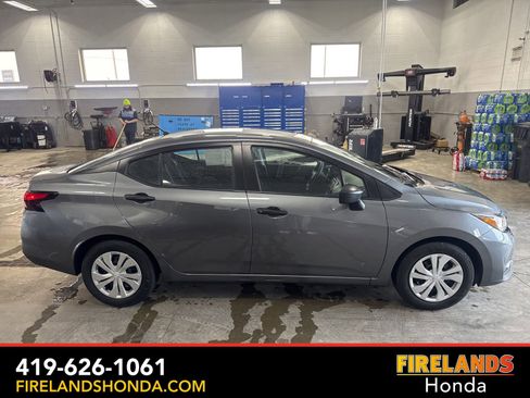 Used 2024 Nissan Versa S image 6