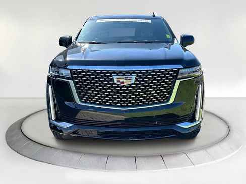 Certified 2023 Cadillac Escalade Premium Luxury AWD/4WD image 2