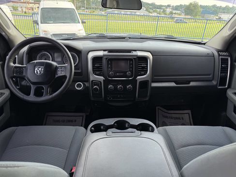 Used 2019 RAM 1500 Classic SLT image 6