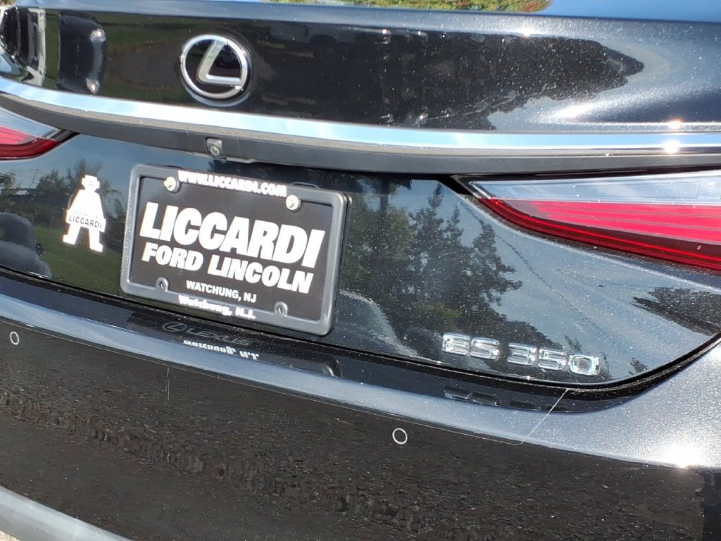 Used 2019 Lexus ES 350 w/ Premium Package FWD image 16
