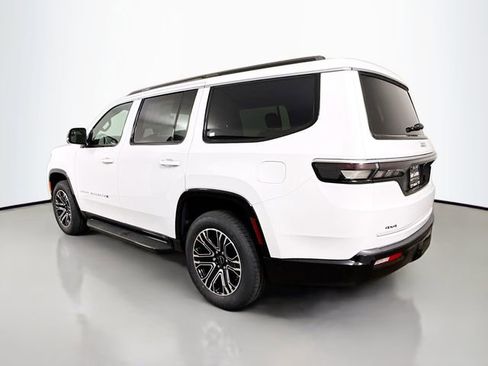 New 2026 Jeep Grand Wagoneer 4WD w/ Premium Group I image 5