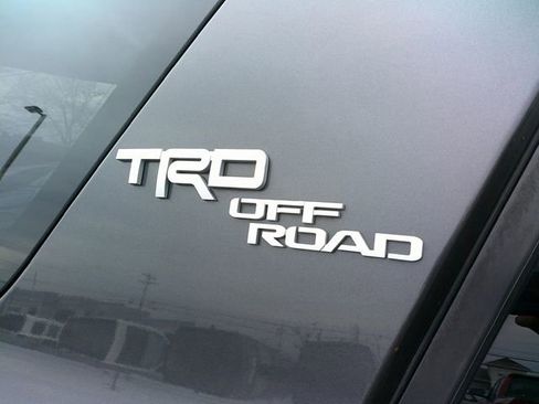 Used 2021 Toyota 4Runner TRD Off-Road Premium AWD/4WD image 8