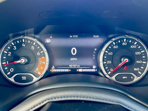 Used 2023 Jeep Renegade Trailhawk image 26