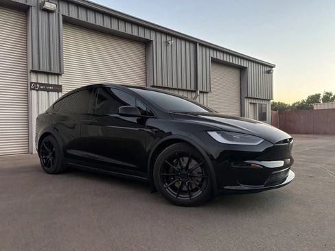 Used 2023 Tesla Model X AWD/4WD image 2