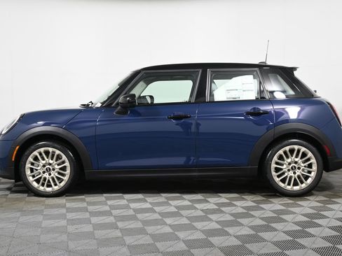 New 2026 MINI Cooper S image 2
