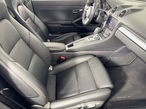 Certified 2021 Porsche 718 Cayman Coupe w/ Premium Package image 29