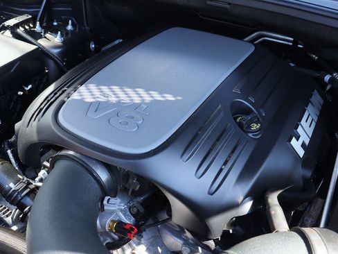 Used 2018 Dodge Durango R/T w/ Blacktop Package image 64