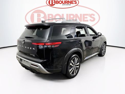 Used 2022 Nissan Pathfinder Platinum w/ Cargo Package AWD/4WD image 11