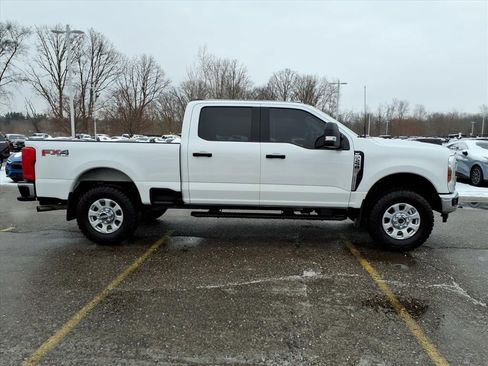 Certified 2024 Ford F250 XLT w/ FX4 Off-Road Package image 9