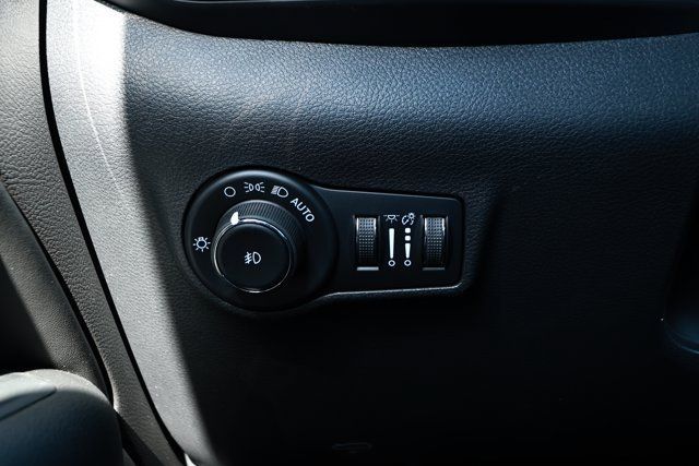 New 2026 Jeep Compass Latitude AWD/4WD image 15