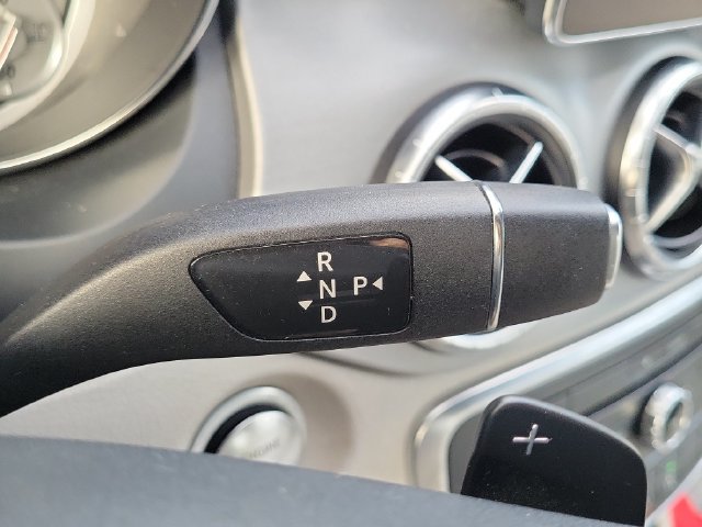 Used 2015 Mercedes-Benz CLA 250 image 18