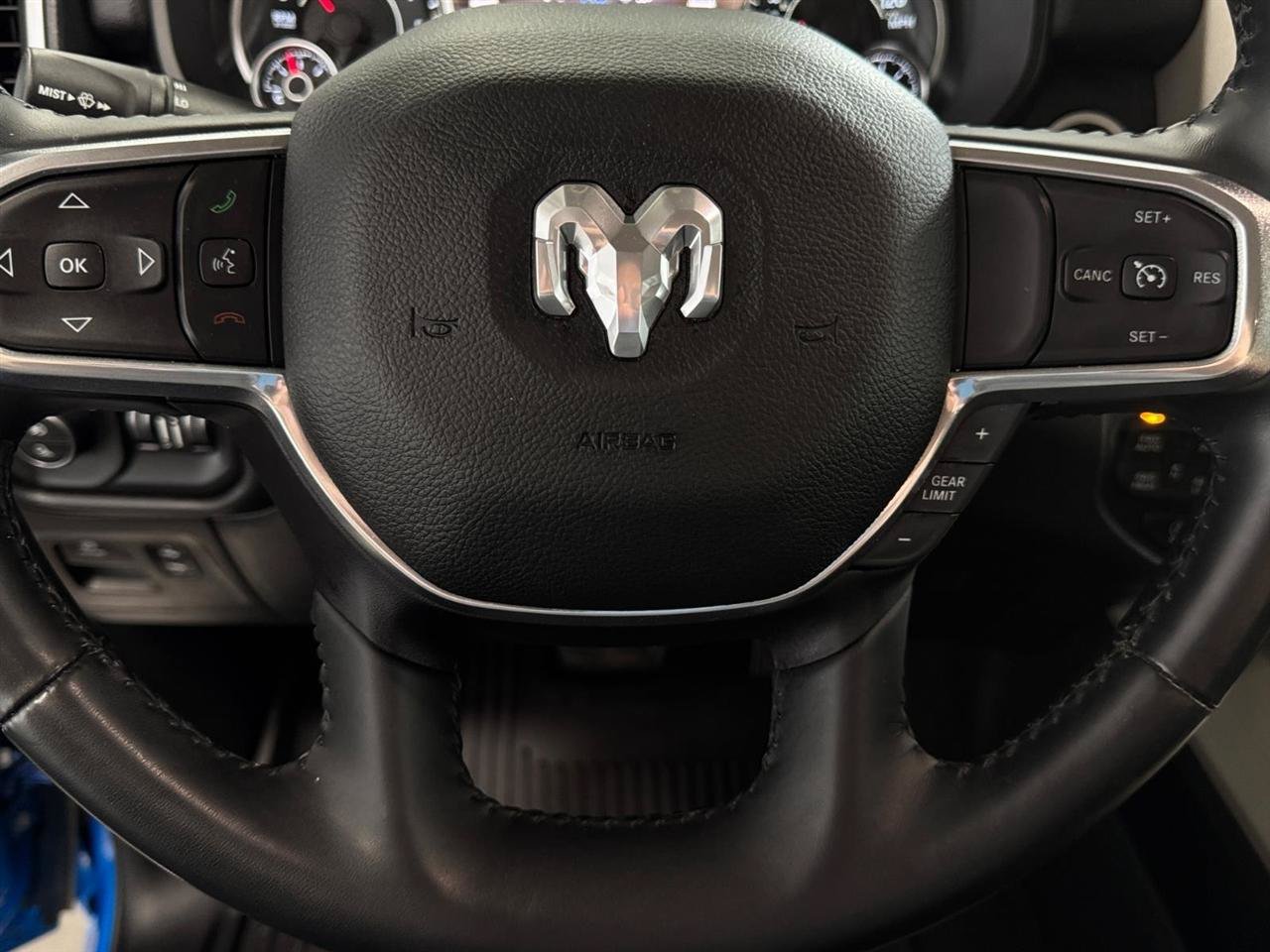 Used 2021 RAM 1500 Laramie AWD/4WD image 23