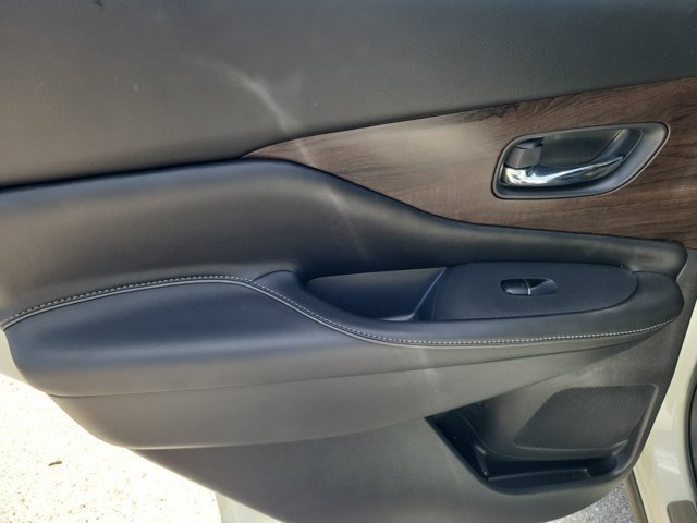 Used 2020 Nissan Murano Platinum w/ Cargo Package AWD/4WD image 11