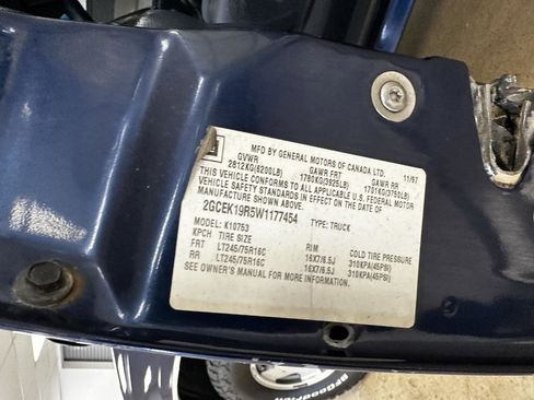 Used 1998 Chevrolet Silverado 1500 4x4 Extended Cab w/ Preferred Equipment Group 2 image 37