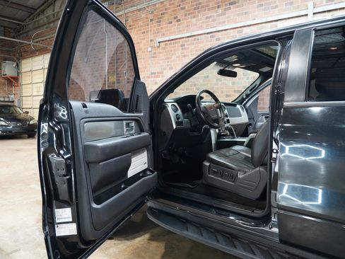 Used 2013 Ford F150 Raptor w/ Luxury Equipment Group image 36