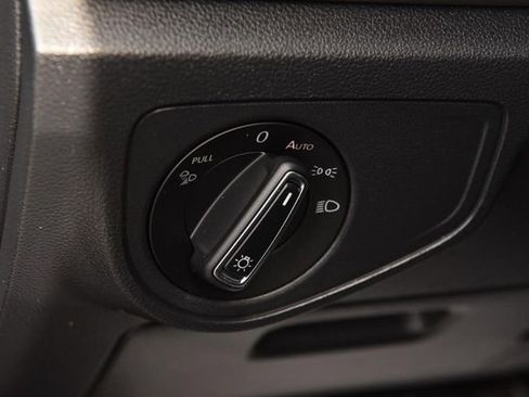 Certified 2023 Volkswagen Atlas Cross Sport SEL R-Line image 11