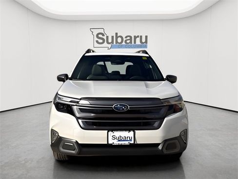 New 2025 Subaru Forester Limited image 2