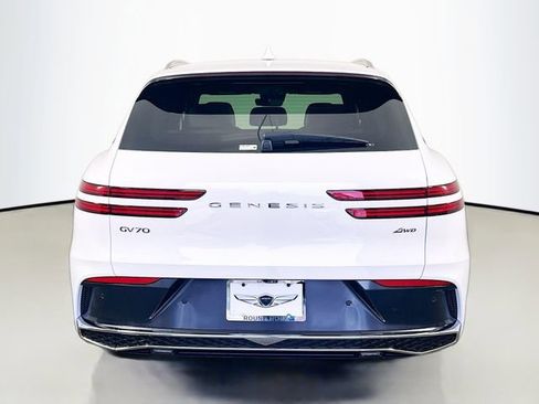 New 2026 Genesis GV70 2.5T Advanced image 6