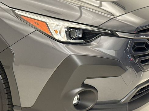 Used 2026 Subaru Crosstrek 2.5i Premium AWD/4WD image 5