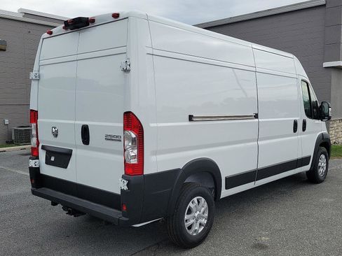 New 2024 RAM ProMaster 2500 w/ Quick Order Package 22H SLT+ image 3