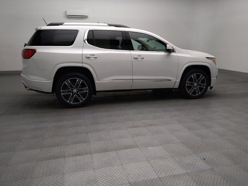 Used 2019 GMC Acadia Denali w/ Technology Package AWD/4WD image 10