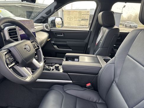 New 2025 Toyota Tundra Platinum image 13