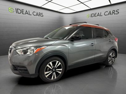Used 2020 Nissan Kicks SV w/ Exterior Package