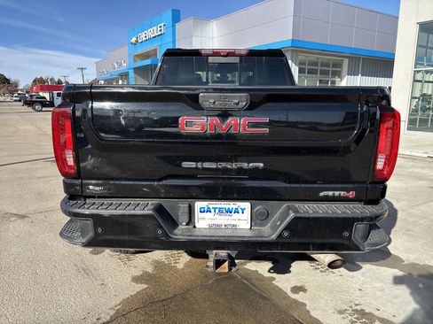 Used 2022 GMC Sierra 2500 AT4 w/ AT4 Preferred Package image 13