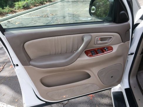 Used 2006 Toyota Tundra Limited image 21