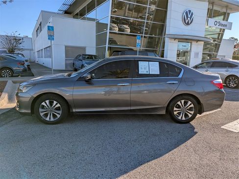 Used 2015 Honda Accord LX image 3
