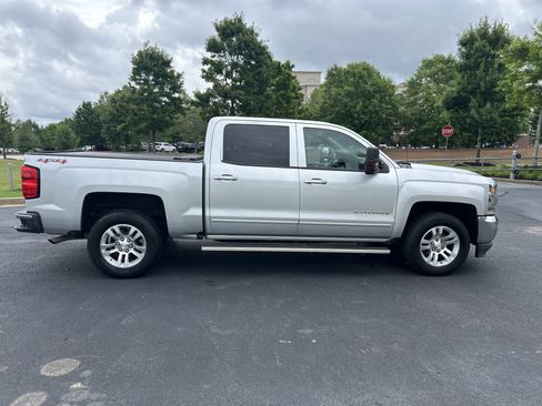 Used 2017 Chevrolet Silverado 1500 LT w/ Max Trailering Package AWD/4WD image 10
