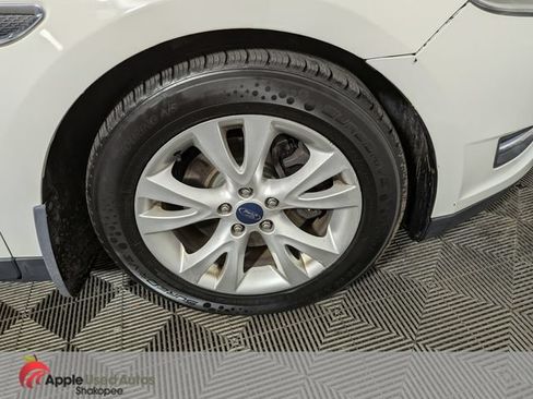 Used 2010 Ford Taurus SEL FWD image 40