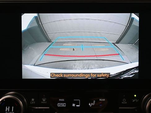 Certified 2026 Toyota Highlander XLE image 21