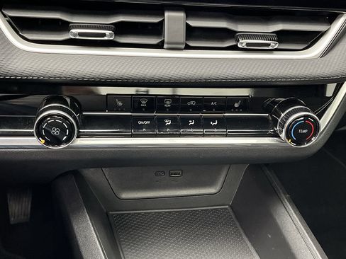 Certified 2025 Chevrolet Equinox LT image 20