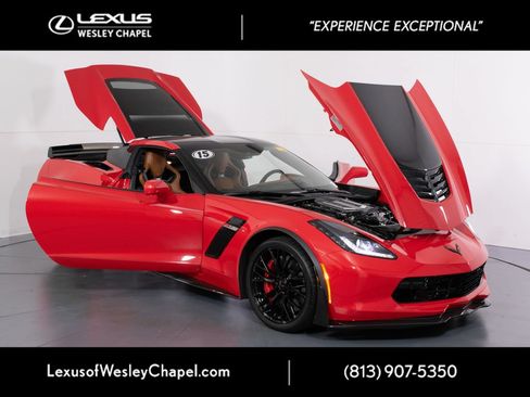 Used 2015 Chevrolet Corvette Z06 w/ 3LZ Preferred Equipment Group RWD image 11