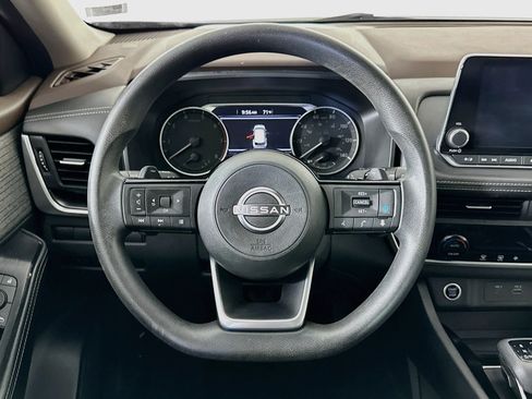 Used 2023 Nissan Rogue SV AWD/4WD image 18