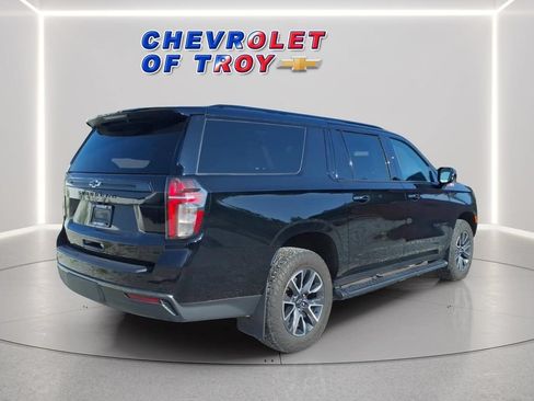 Used 2021 Chevrolet Suburban Z71 AWD/4WD image 7