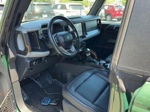 Used 2023 Ford Bronco Badlands AWD/4WD image 3