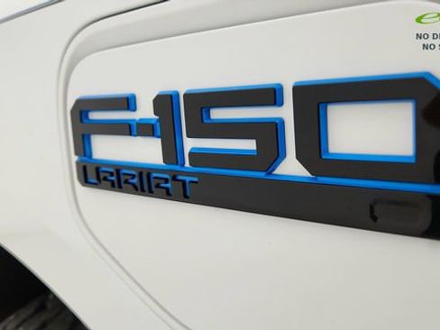 Used 2024 Ford F150 Lightning Lariat AWD/4WD image 17