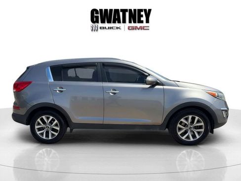 Used 2015 Kia Sportage EX image 2