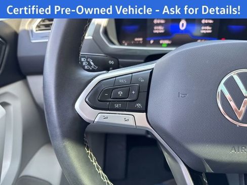 Used 2023 Volkswagen Tiguan SE image 15