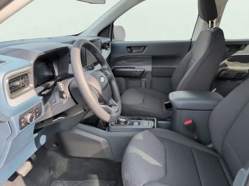 New 2025 Ford Maverick XL image 8
