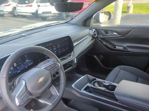 Certified 2025 Chevrolet Equinox LT w/ Safety and Technology Package AWD/4WD image 20