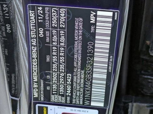 Certified 2025 Mercedes-Benz GLC 300 image 27